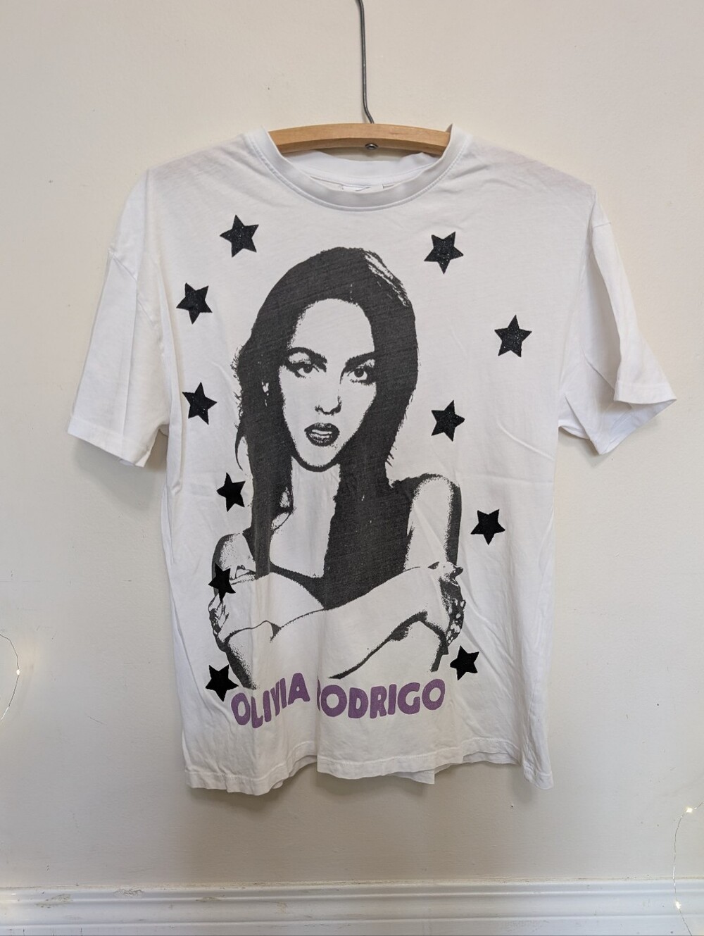 Olivia Rodrigo Glitter Star Graphic Tee White Size Medium